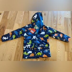 Hatley colour changing dinosaur print rain coat size 7 new
